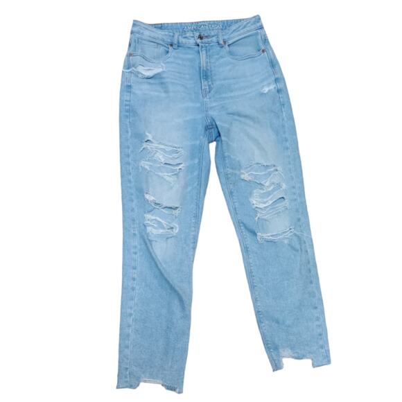 American Eagle Distressed Light wash Highest Rise Mom Jean size 10 - Picture 1 of 5